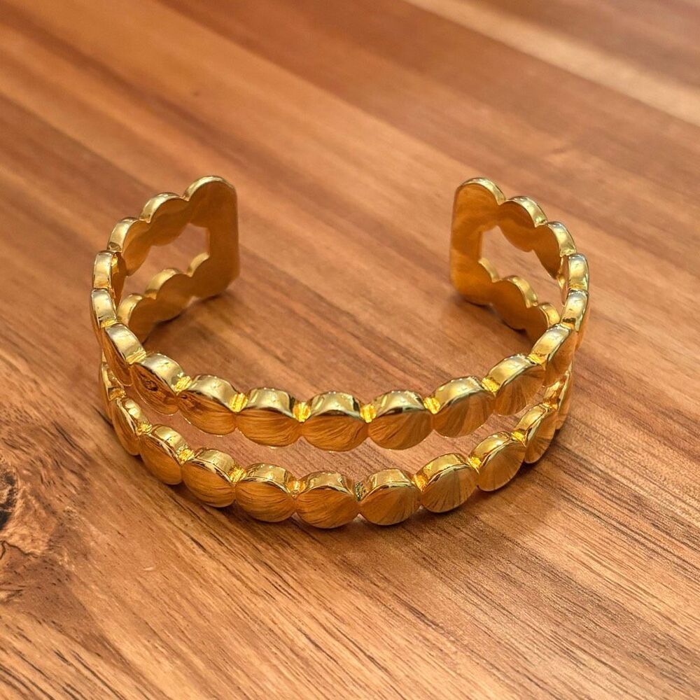 Ann Taylor | Open Cuff Bracelet | 2 1/2” Diameter